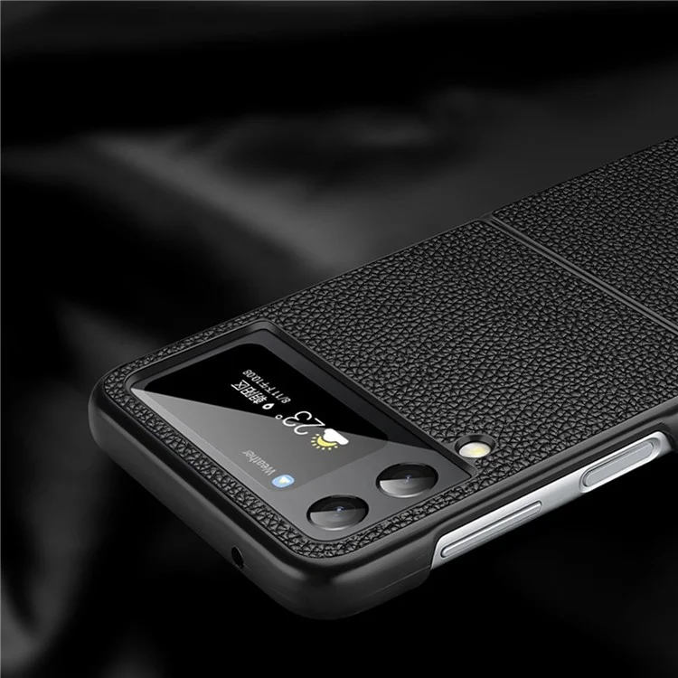 For Samsung Galaxy Z Flip4 5G Crocodile Texture Protective Cover Litchi Leather Cowhide Leather Coated PC Folding Anti-fall Mobile Phone Case - Black