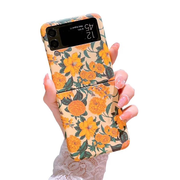 Para Samsung Galaxy Z Flip4 5G Hard PC Floral Pattern Embossment Matte Anti-fingerprint Luminous Cell Phone Case - Yellow Flower