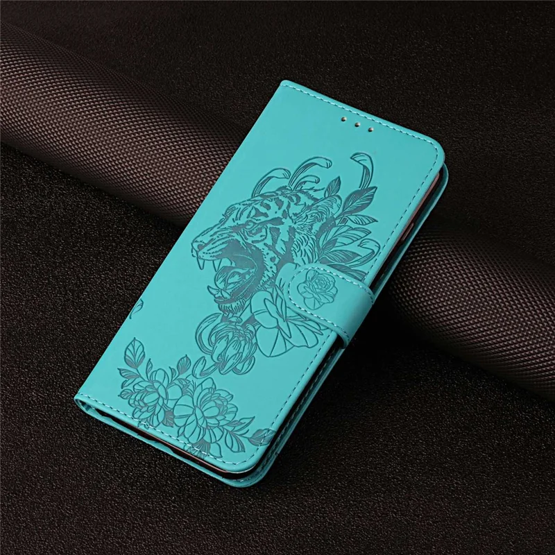 Für Das Iphone 14 6,1 Zoll PU Leder Hülle Brieftaschenstand Funktion Tigerkopf Eingeprägter Flip -abdeckung Mit Handgelenkriemen - Baby Blau