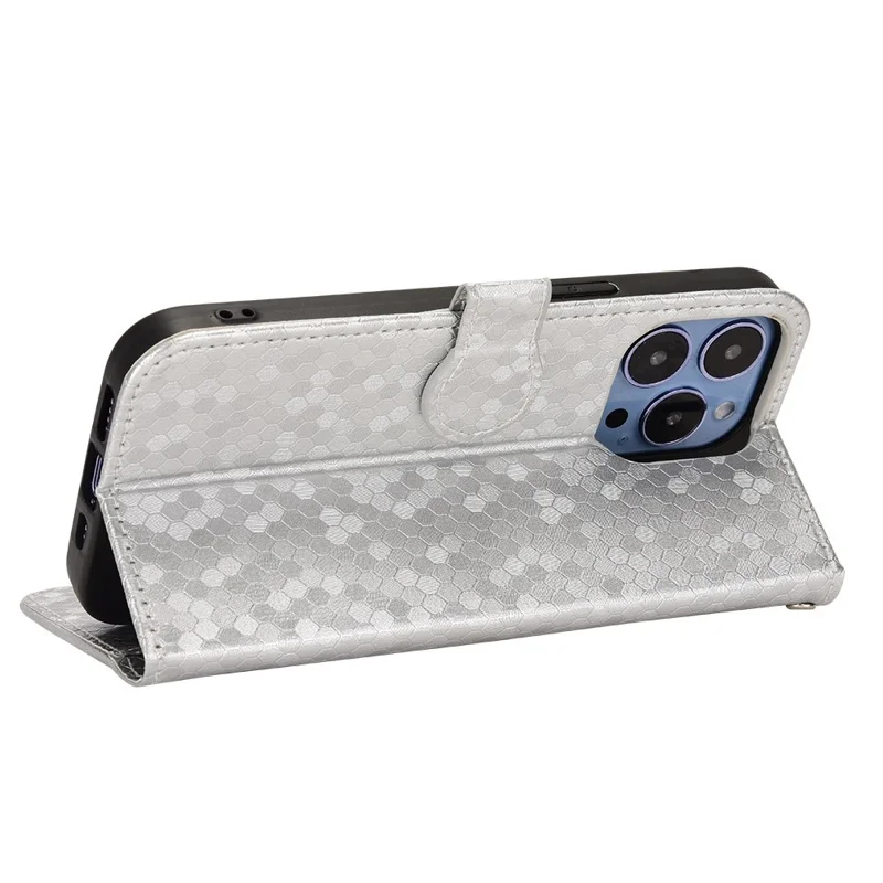 För iPhone 13 Pro Max 6,7 tum Välskyddad magnetisk spänne Med prickmönster imponerad mobilhölse Läder ställbar plånbok Bokstil hölsta - Silver