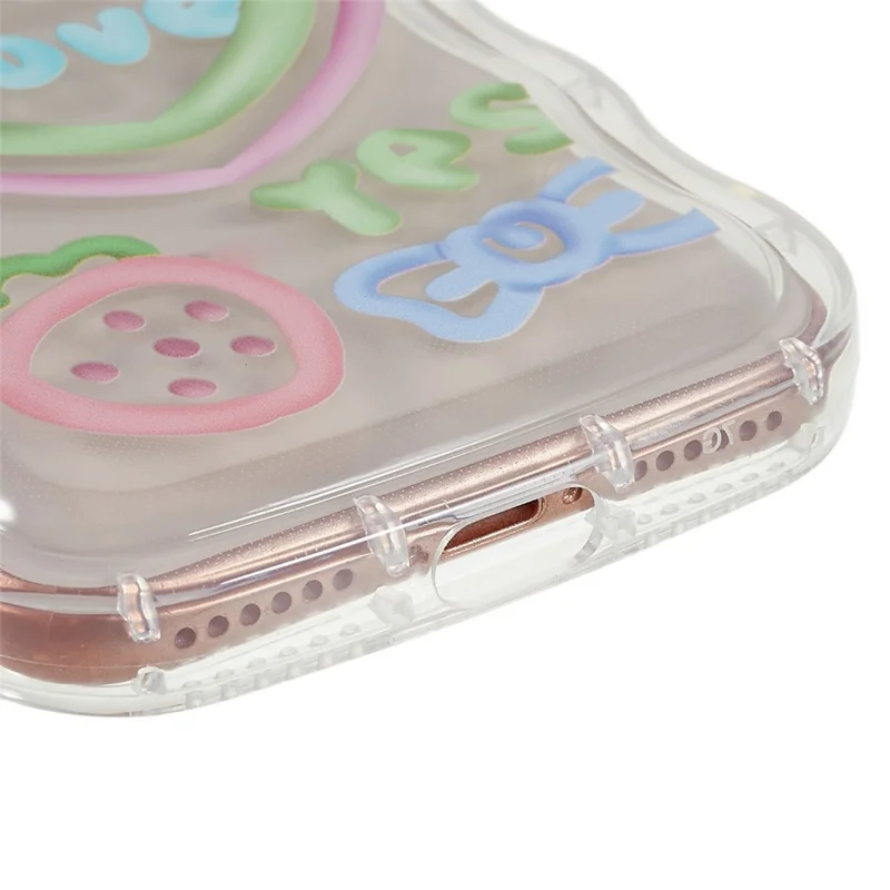 For iPhone 7 / 8 4.7 inch / SE (2020) / SE (2020) Pattern Printed Soft TPU Cover Wave-shaped Edge Precise Cutout Case - Strawberry / Heart