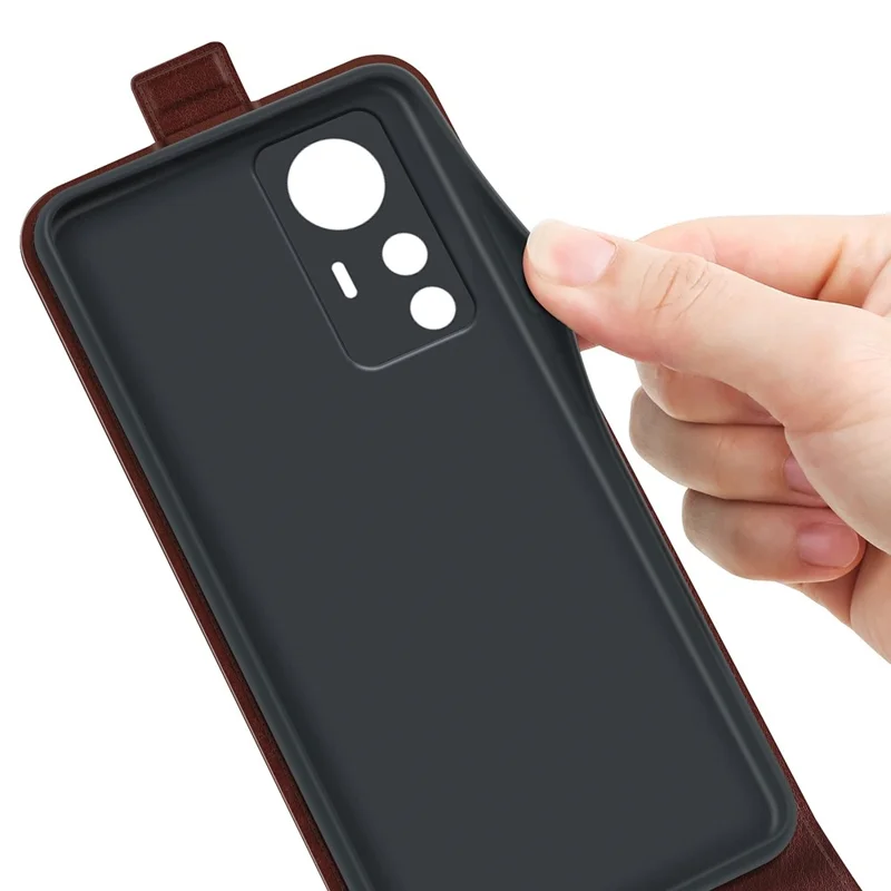 Para Xiaomi Redmi K50 Ultra 5G Flip Vertical Crazy Horse Textura Caja de Teléfono PU TPU Cubierta de Protección Completa Con Soporte de Tarjeta - Marrón