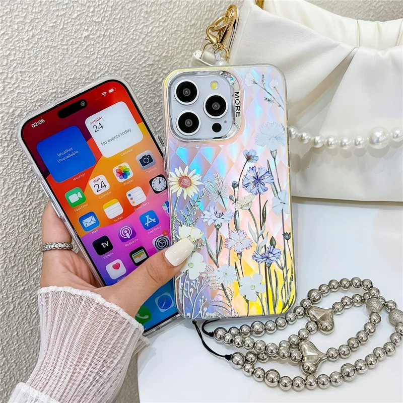 For iPhone 15 Pro Max Case Flower Pattern Laser Texture TPU+PC Phone Cover with Beaded Bracelet - AH6