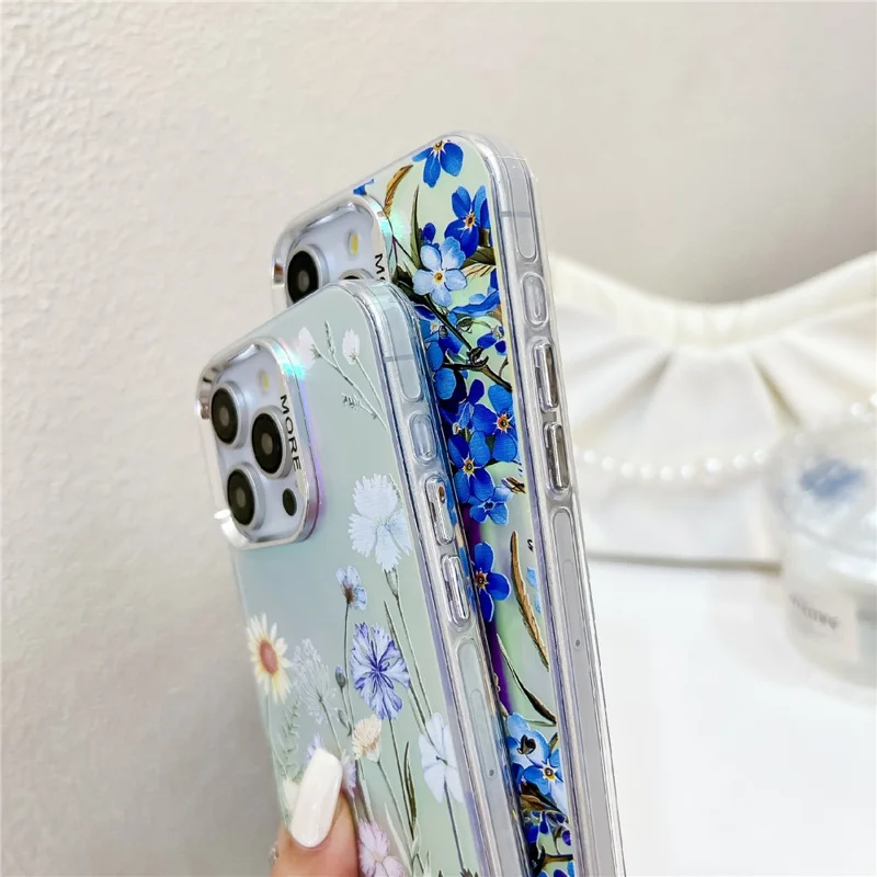 For iPhone 15 Pro Max Case Flower Pattern Laser Texture TPU+PC Phone Cover with Beaded Bracelet - AH6