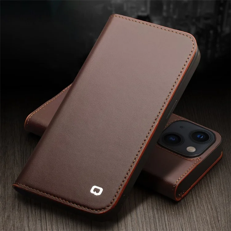 QIALINO For iPhone 14 Plus Classic 2nd-Series Shockproof Phone Case Flip Wallet Cover Stand Business Style Genuine Leather Phone Shell - Brown