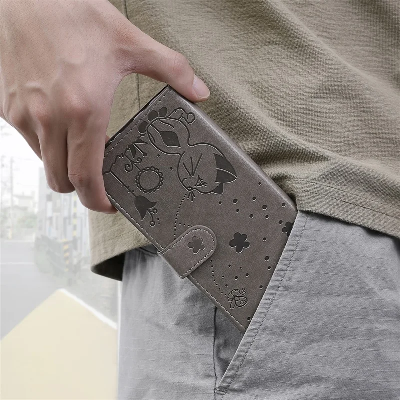 For iPhone 16 Pro Max Leather Case Cat Bee Pattern Phone Cover Wallet Stand with Strap - Grey