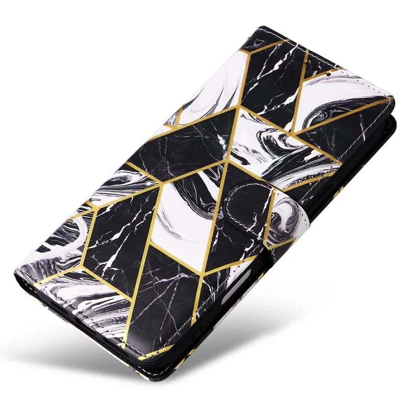 For iPhone 16 Pro Case Lacquered Leather Phone Shell Marble Pattern Design - Black