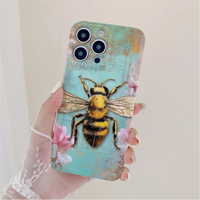 For iPhone 14 Pro Max Pattern Design PC Phone Case Phone Back Cover Shell - Hornet