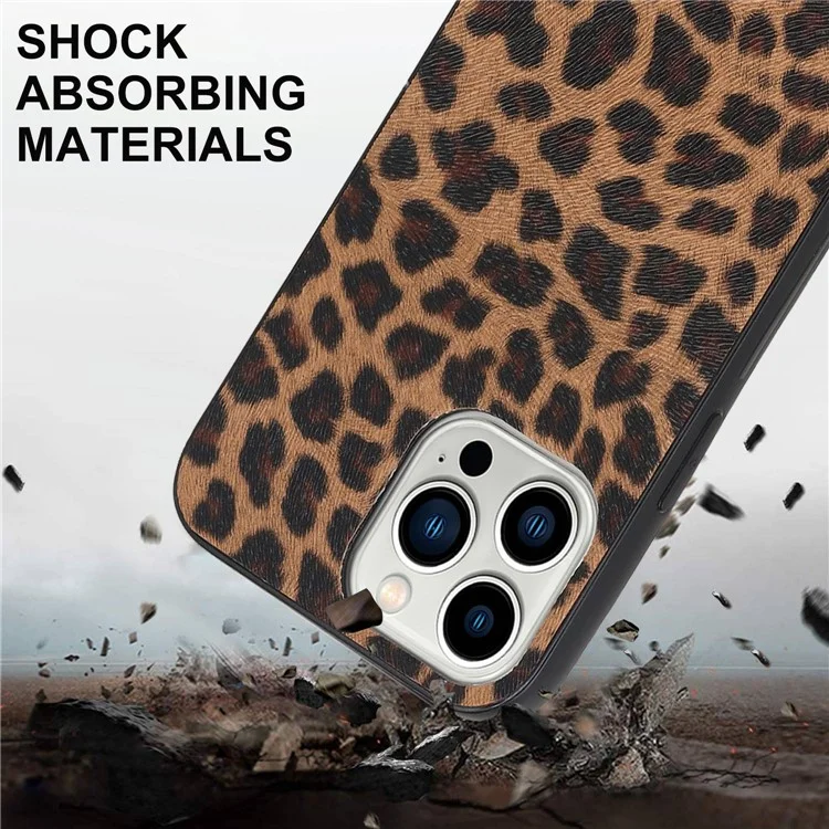 Pour iPhone 14 Pro Stylish PU Leather Coated PC+TPU Phone Cover Drop-proof Back Case avec Shoulder Strap - Motif Léopard