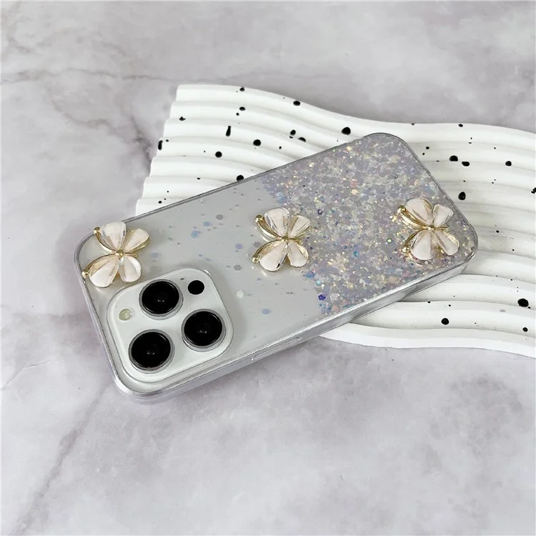 Für iPhone 15 Pro Hülle Leuchtendes stoßfestes Epoxy-TPU-Handyhülle 3D-Schmetterlinge - Leuchtendes Weiß
