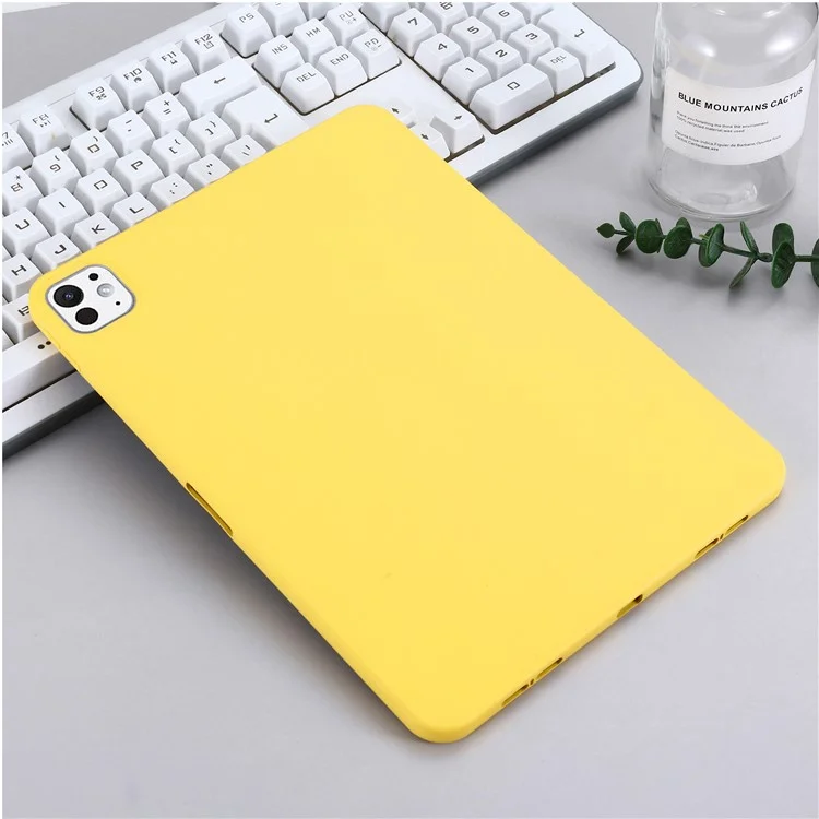 For iPad Pro 11 (2024) Case Liquid Silicone Anti-Scratch Tablet Cover - Yellow
