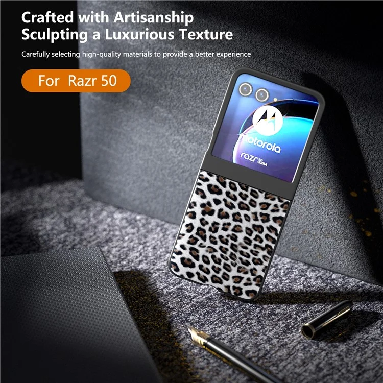 Для Motorola Razr 50 5G Чехол с леопардовым принтом PU+PC задняя крышка телефона - Серебристый