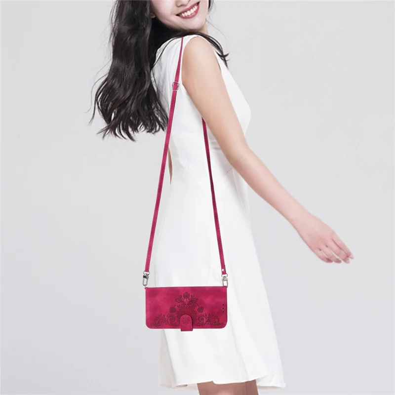 جراب جلد لآيفون 16 بلس مع عدة فتحات للبطاقات وغطاء هاتف مع حزامين - أحمر نبيذ