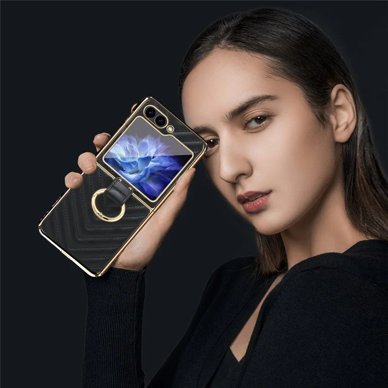 For Samsung Galaxy Z Flip7 FE 5G / Z Flip6 5G Case V-Shape Pattern Kickstand PC Phone Cover - Black