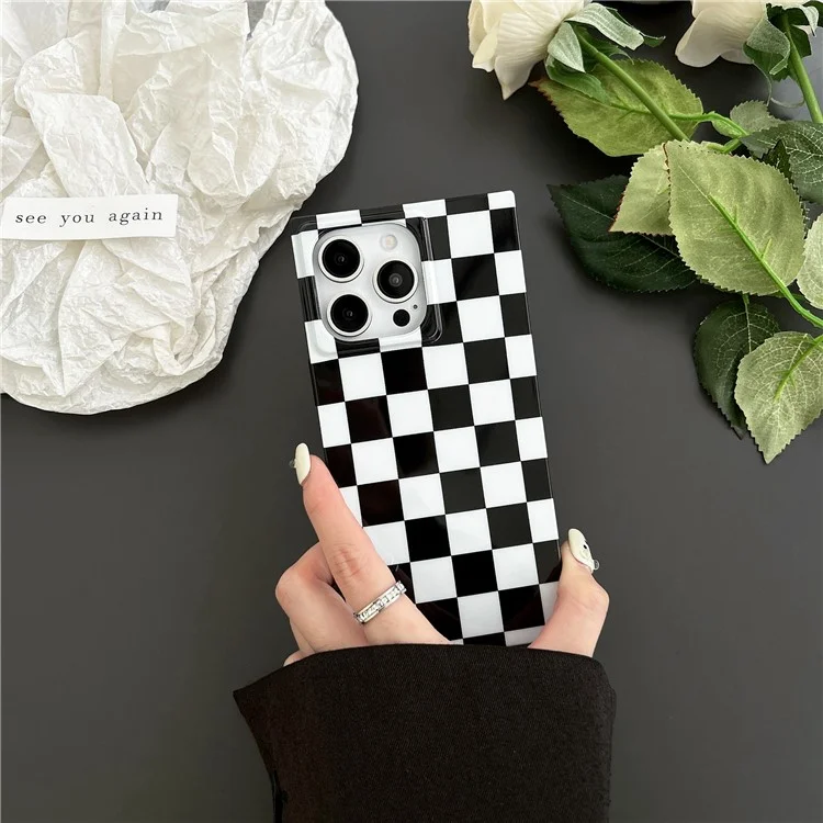 Чехол для iPhone 13 Pro Max квадратный узор TPU мягкий чехол для телефона глянцевая поверхность - черно-белая клетчатая
