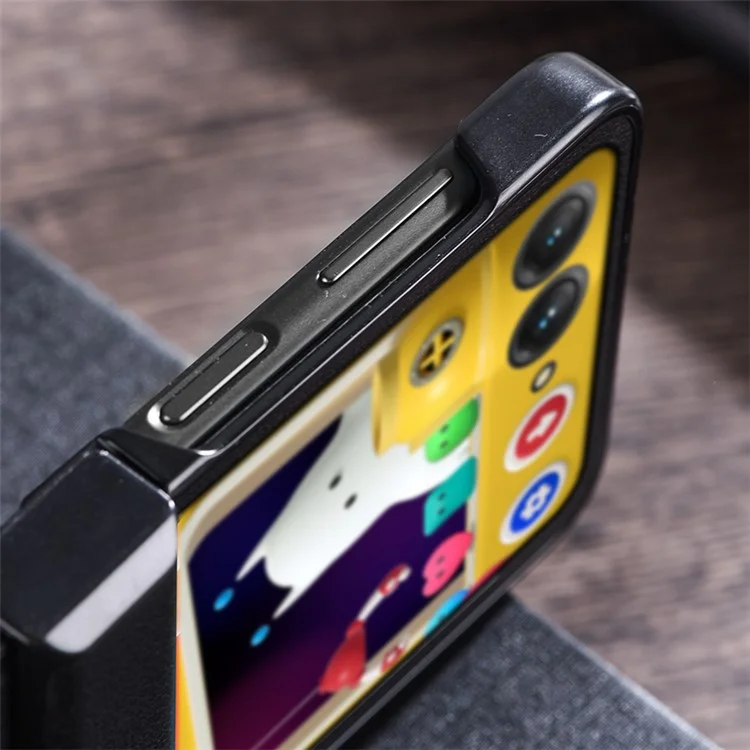 Чехол для Motorola Razr 50 5G с защитой петель, из ПУ-кожи и поликарбоната - чёрный