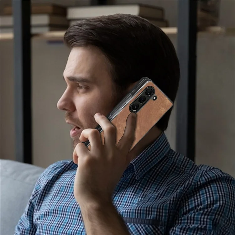Para Samsung Galaxy Z Fold6 5G Funda Retro de Piel PU Revestida de PC Plegable Cubierta de Teléfono - Marrón