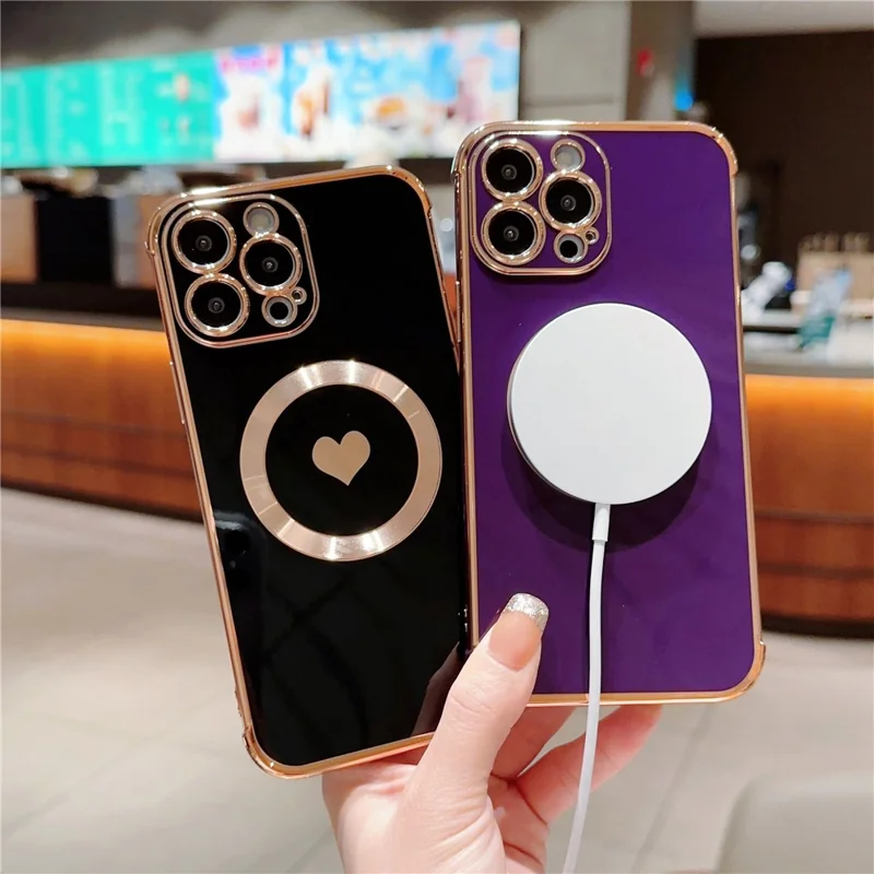 Coque magnétique pour iPhone 13 Pro Max, en TPU doux et résistant aux chocs, avec couvercle arrière et côtés en forme de cœur - Violet foncé