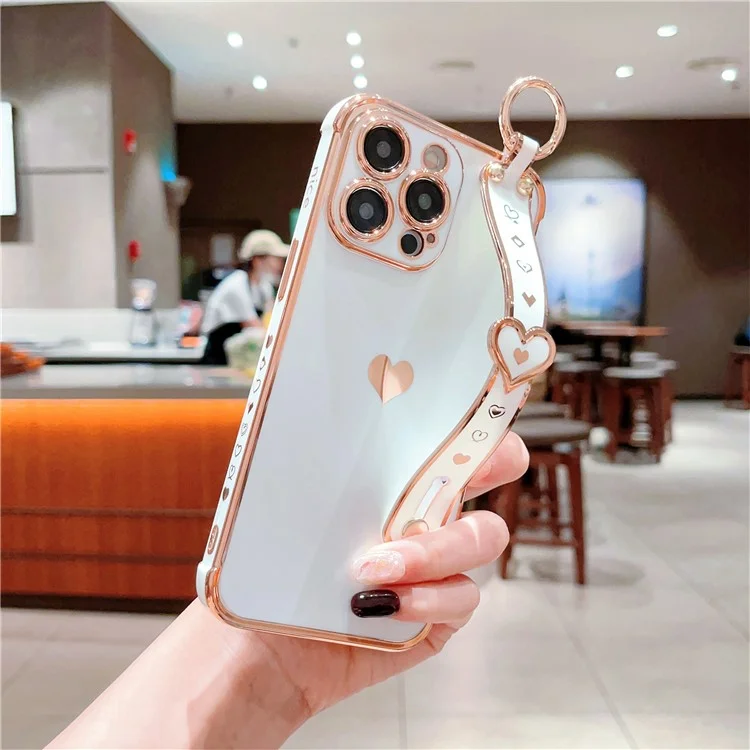 Für iPhone 13 Pro Max Case Love Heart Pattern TPU Phone Cover Wristband Finger Holder - Ivory White