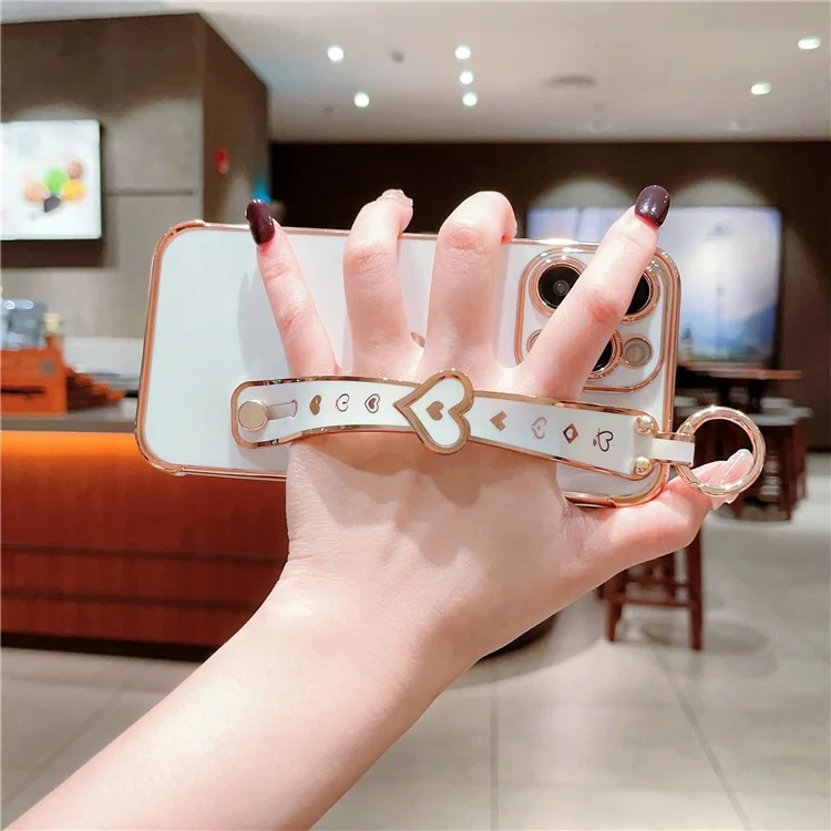 Für iPhone 13 Pro Case Love Heart Pattern TPU Phone Cover Wristband Finger Holder - Elfenbeinweiß