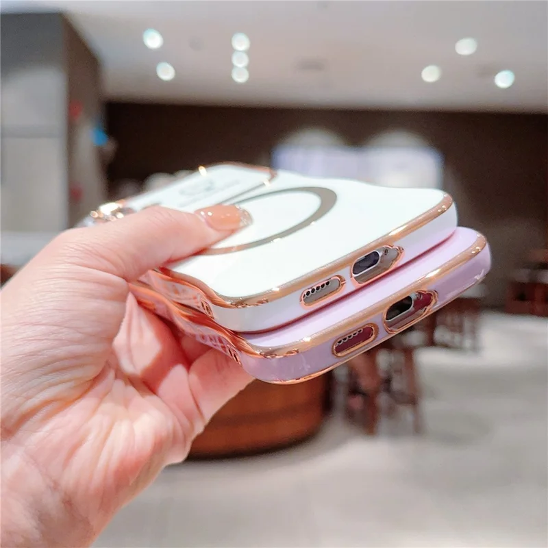 For Samsung Galaxy S24 Magnetic Case Wavy Edge TPU Phone Cover Heart Pattern Design - Ivory White