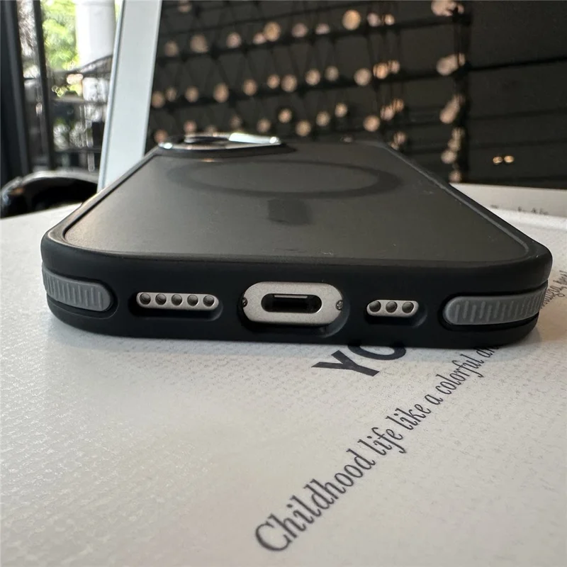 Für iPhone 16 Hülle kompatibel mit MagSafe farbiger Kante PC+TPU Handyhülle - Schwarz
