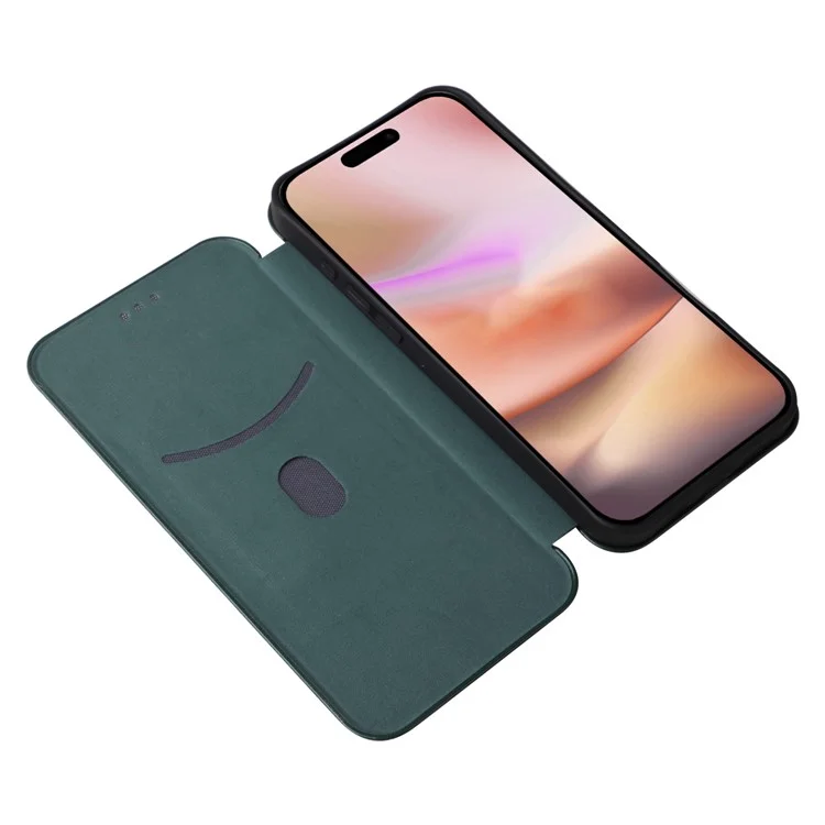 Per iPhone 16 Plus Case PU Leather Carbon Fiber Texture Phone Cover with Card Holder - Verde