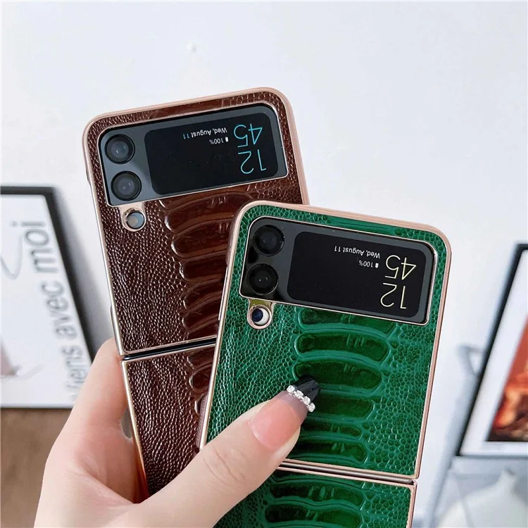 For Samsung Galaxy Z Flip4 5G Protective Case Electroplating Anti-Drop Phone Cover Crocodile Texture Genuine Leather+TPU+PC Shockproof Case - Black