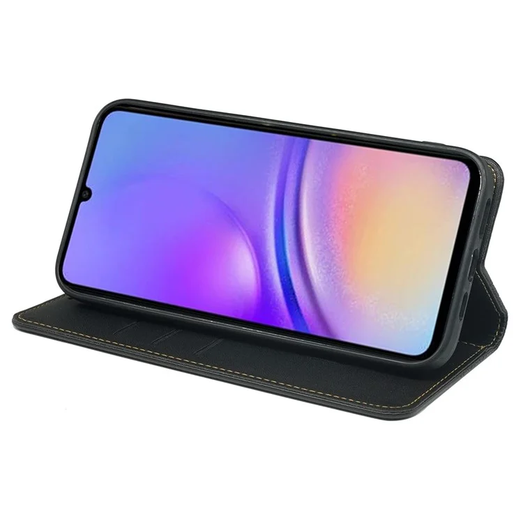 Para Samsung Galaxy A06 Case de Cuatro Hojas de Cuero Clover Flip Telephip Cover Willet - Negro