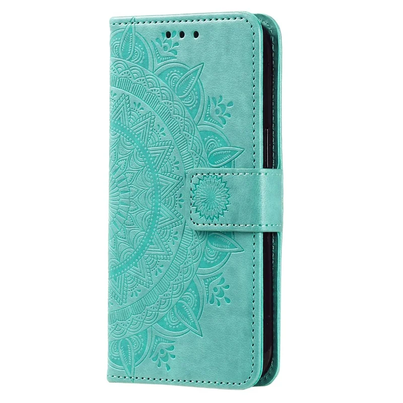 For Samsung Galaxy A04 4G (164.4 x 76.3 x 9.1 mm) Mandala Flower Pattern Imprinted Stand Case Shockproof PU Leather Wallet Phone Cover - Green