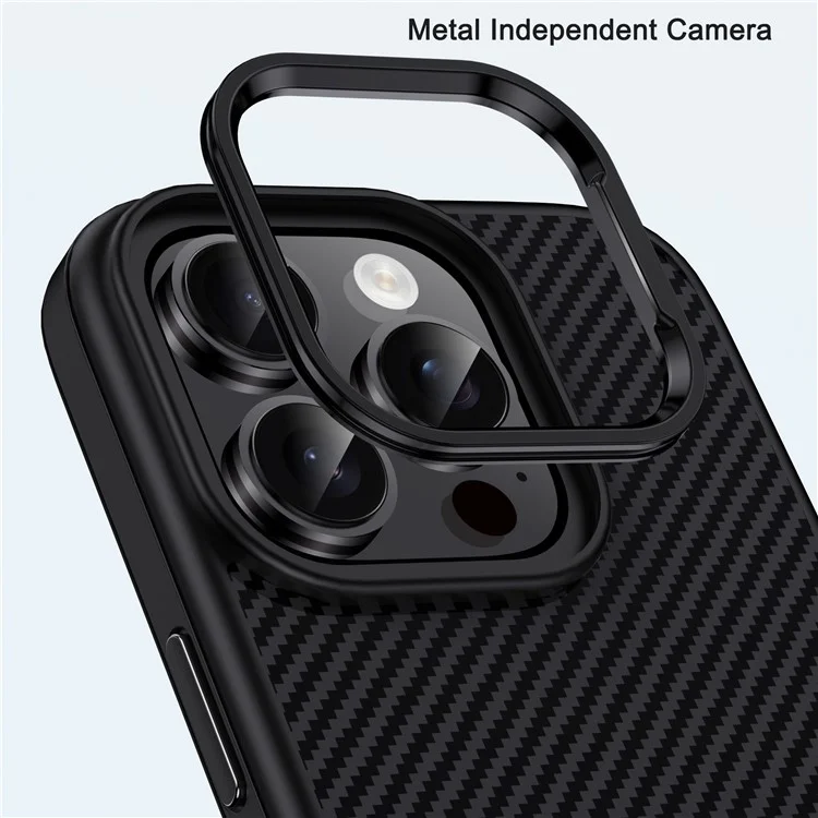 IPAKY Para iPhone 16 Pro Max Carcasa TPU Textura de Fibra de Carbono Cubierta del Teléfono Marco de Lente de Metal - Negro