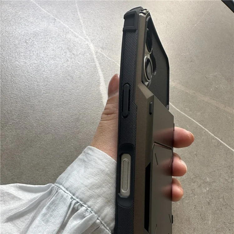 Для Iphone 16 Case PC+TPU Dual Layer Back Phone Cope с Держателем Карты - Желтый