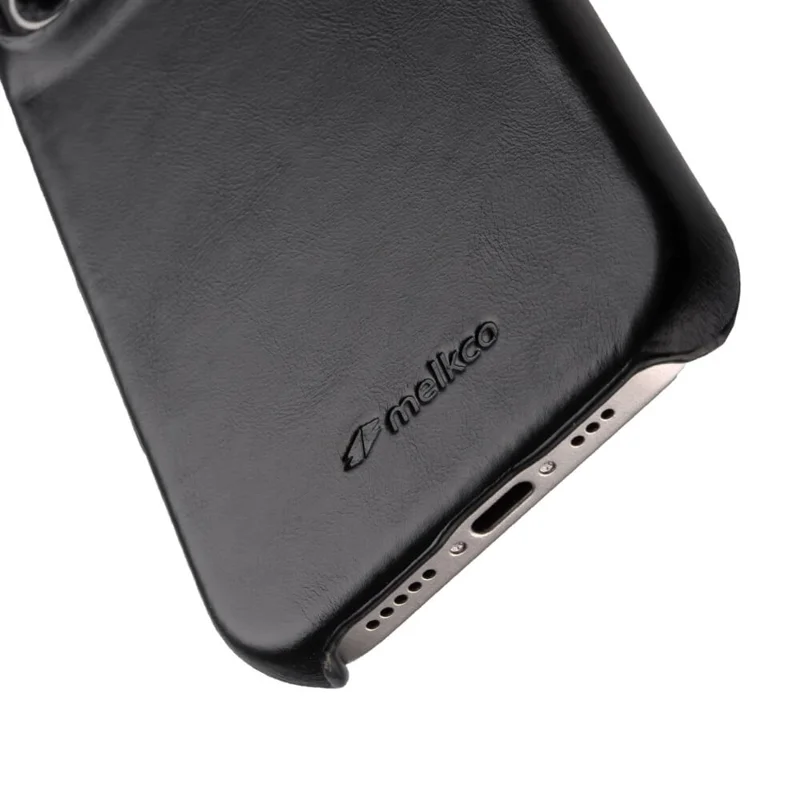 MELKCO Für iPhone 16 Plus Hülle Kompatibel mit MagSafe Wachstuch Echte Rindslederrückseite PC Handyhülle - Schwarz