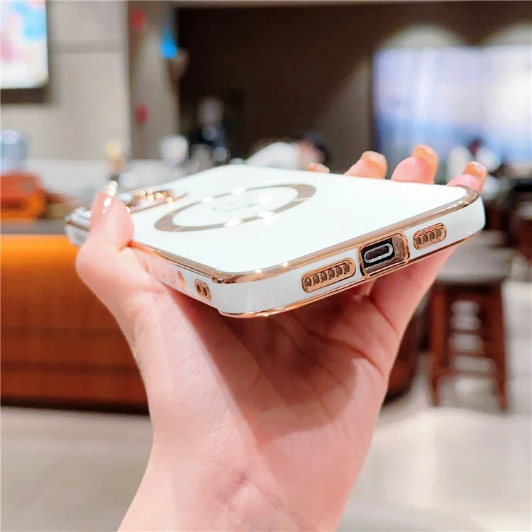 Para Iphone 15 Pro Case Compatible Con Magsafe Electroplacado TPU Telephone Cover Hollow Love Hearts - Blanco Marfil