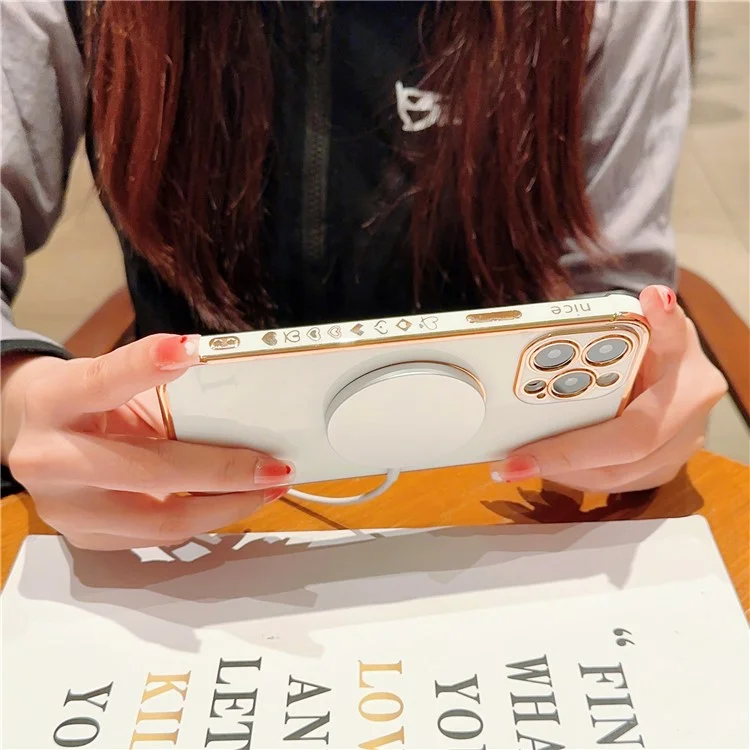 Para Iphone 15 Pro Case Compatible Con Magsafe Electroplacado TPU Telephone Cover Hollow Love Hearts - Blanco Marfil