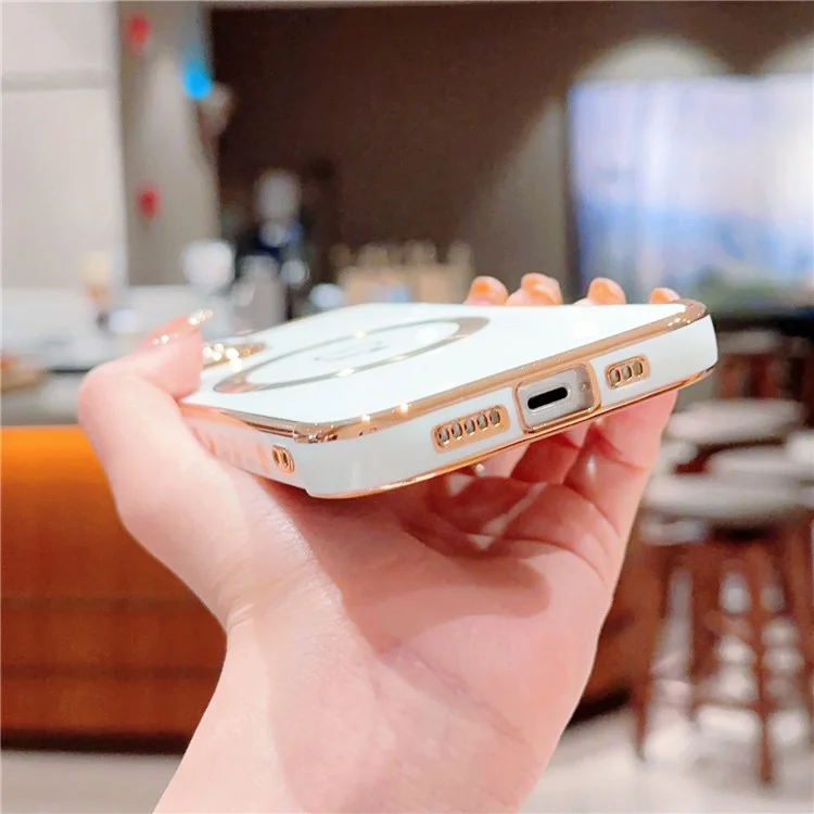 Para Iphone 15 Plus Case Compatible Con Magsafe Electroplacado TPU Telep Cover Hollow Love Hearts - Blanco Marfil