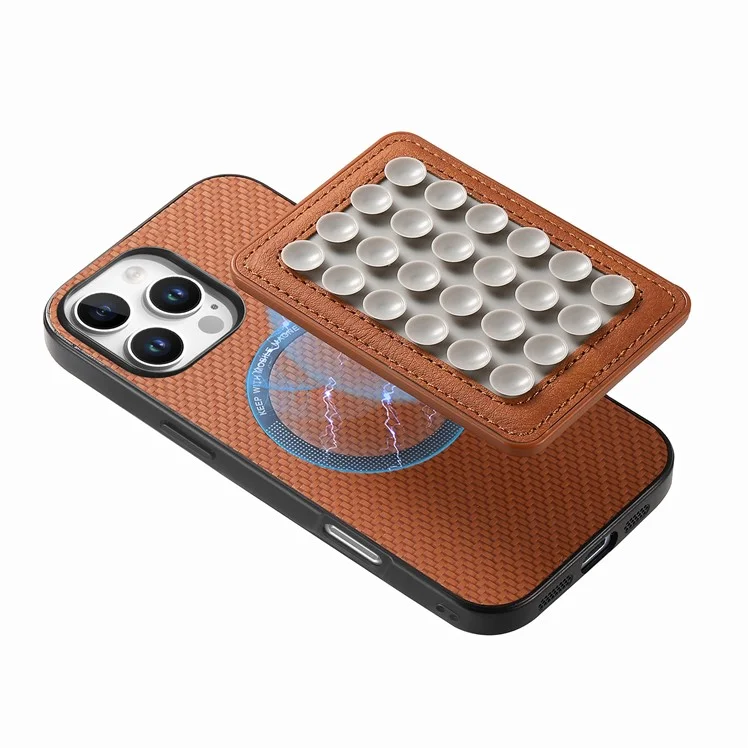 Per Iphone 16 Pro Case Carbon Fibre Texture Cover in Pelle Con Una Tazza di Aspirazione Staccabile Magnetica - Marrone
