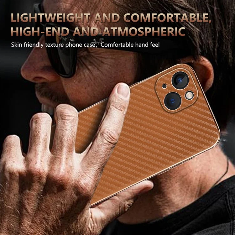 AZNS Para Iphone 13 Case Electroplatando la Textura de la Fibra de Carbono PU+TPU Teléfono - Marrón