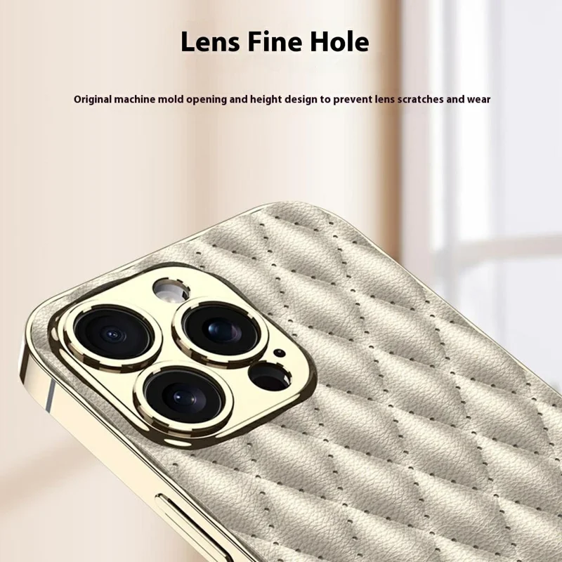 GKK Pour iPhone 16 Pro Max Case Rhombus Imprinted PU+TPU+PC Phone Shell Electroplating Border - Noir