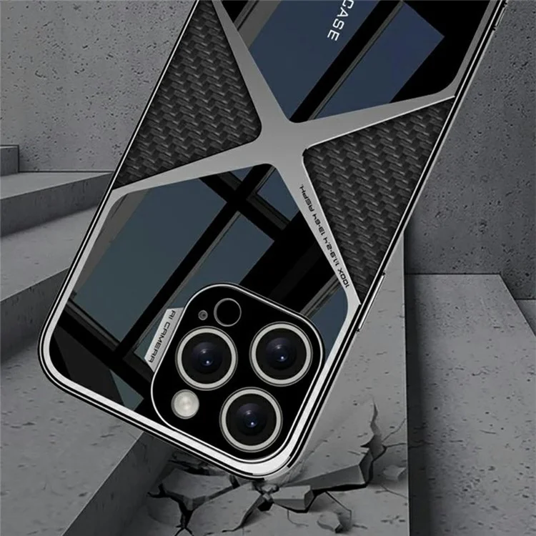 GKK Pour Iphone 16 Pro Case X-Shape Design Leather + Tpu + pc Téléphone Couverture - Texture en Fibre de Carbone