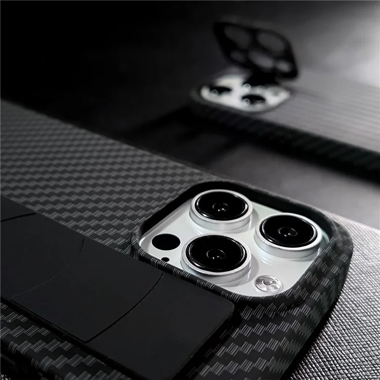Acquisto di Massa Per Iphone 16 Pro Case Carbon Fibre Texture Copertina Per Telefono PC Duro Con Cinturino in Silicone