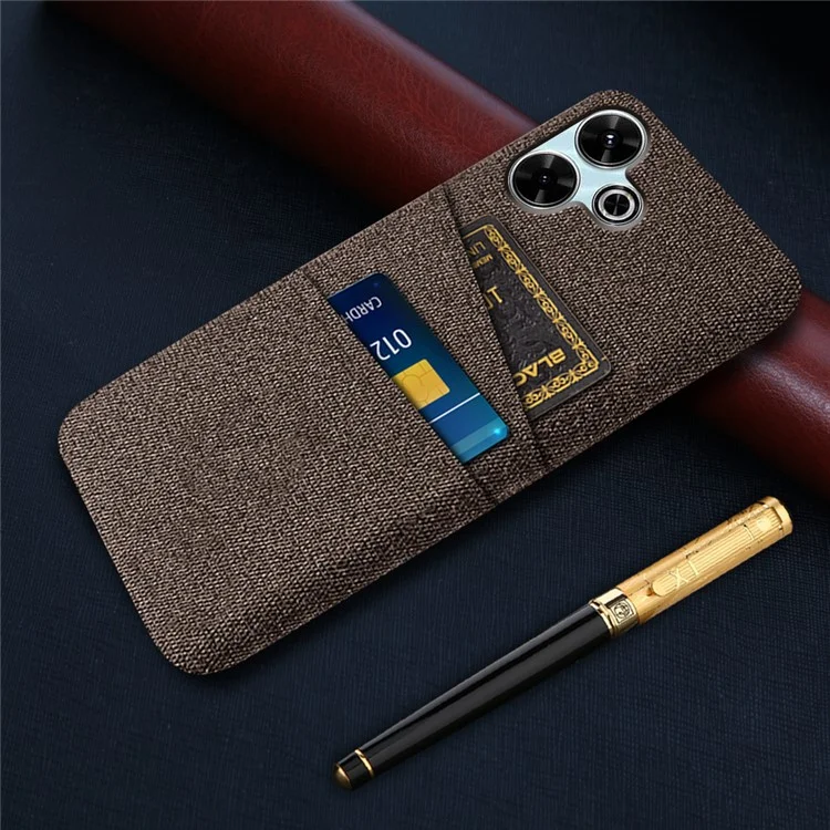 Para Xiaomi Redmi 13 4G Case Cloth + Hard PC Cover Con Ranuras de Doble Tarjeta - Marrón