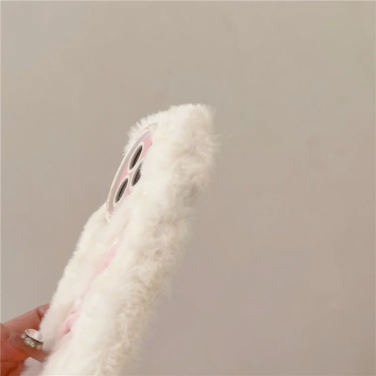 Para Iphone 16 Pro Case Snake Design Pearl Accents Furry TPU Tall Phone Cover - Blanco