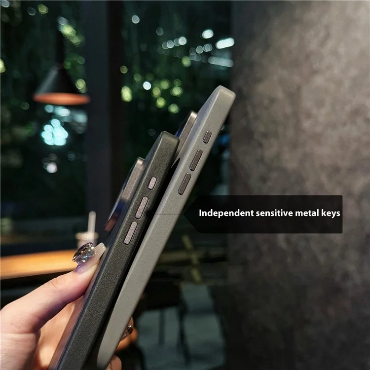 Para Iphone 16 Pro Case Carbon Fiber Texture Leather+TPU+PC Skin-touch Cover Cover - Negro / a Cuadros