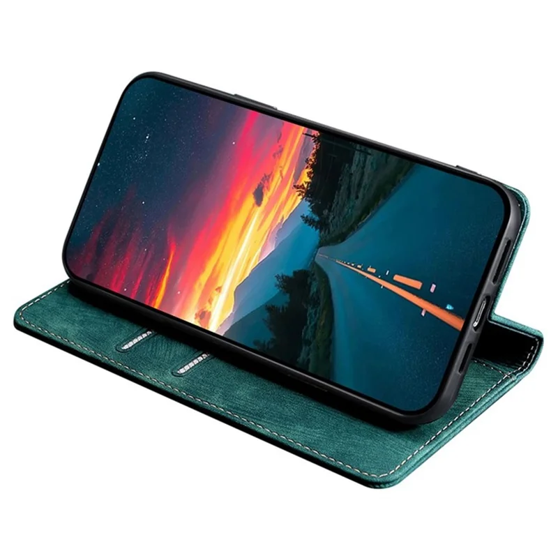For Motorola Edge (2024) 5G Case RFID Blocking Wallet Leather Phone Cover - Green
