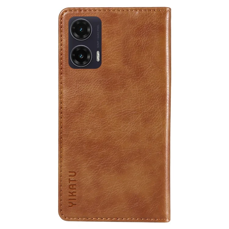 YIKATU YK-006 Capa para Motorola Moto G35 5G com slots para cartões, fechamento magnético, capa de telefone de couro com textura de lichia - Marrom