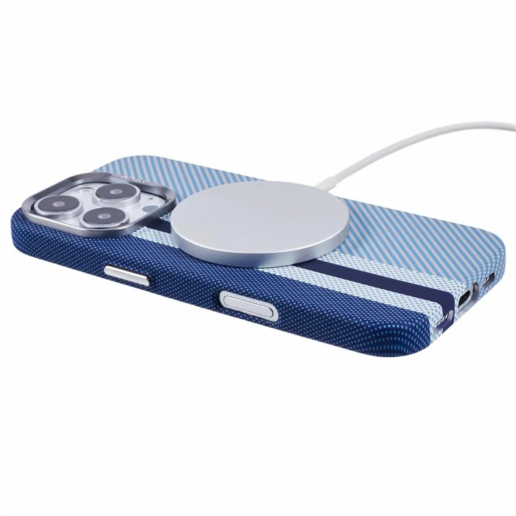 Étui pour iPhone 16 Pro compatible avec MagSafe Texture en fibre de carbone Transfert d'eau PC Cover - Bandes verticales bleues