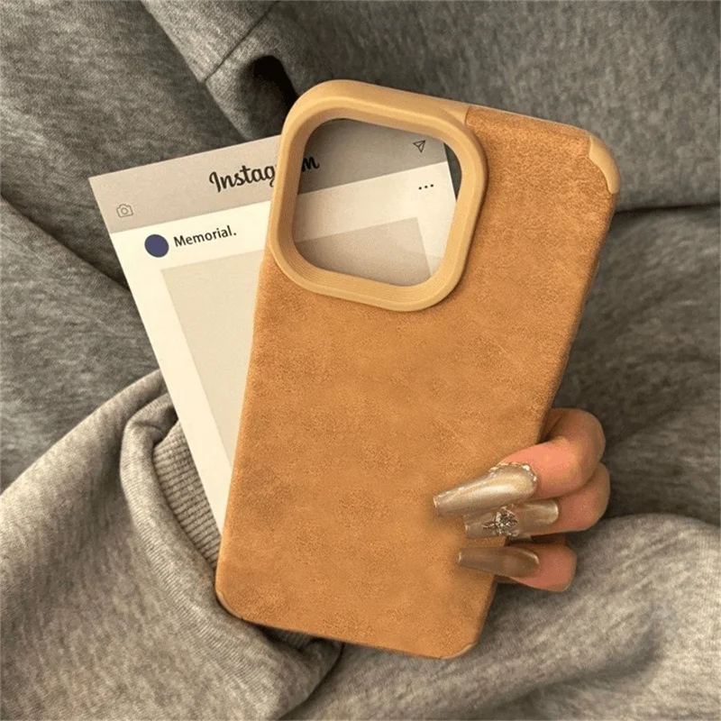 For iPhone 15 Pro Max Hoesje Pluizig Leren Gecoate TPU Achterkant Telefoonhoesje