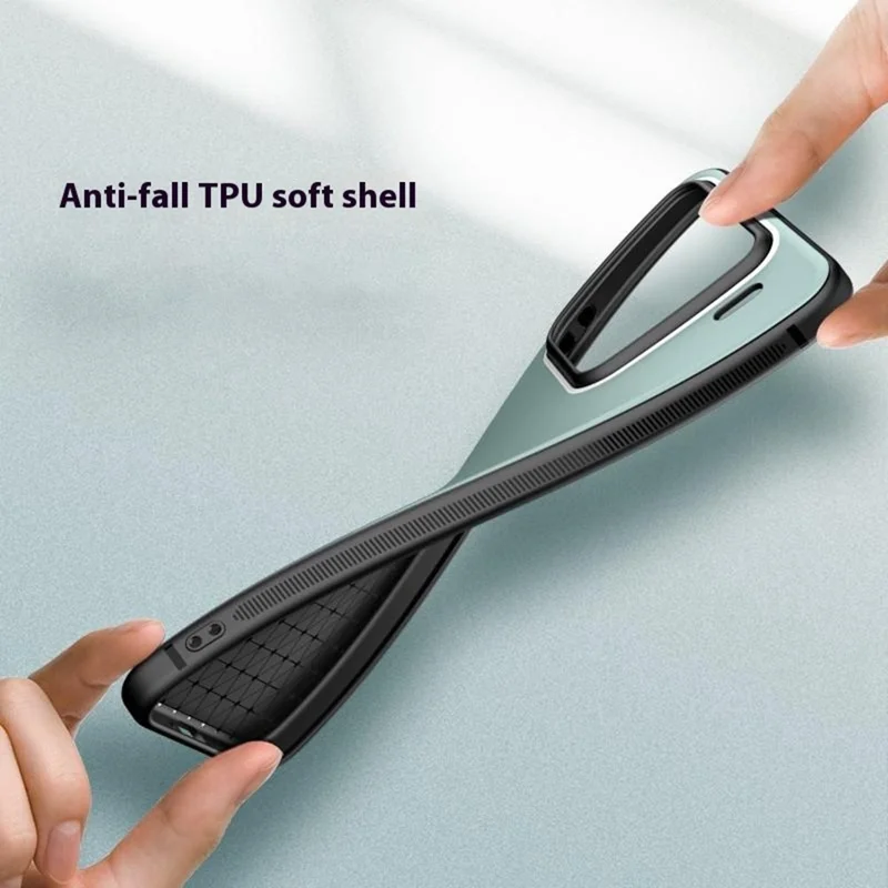 Q.COO For Xiaomi 15 Pro TPU Case Contrast Color Skin-Touch Phone Cover - White