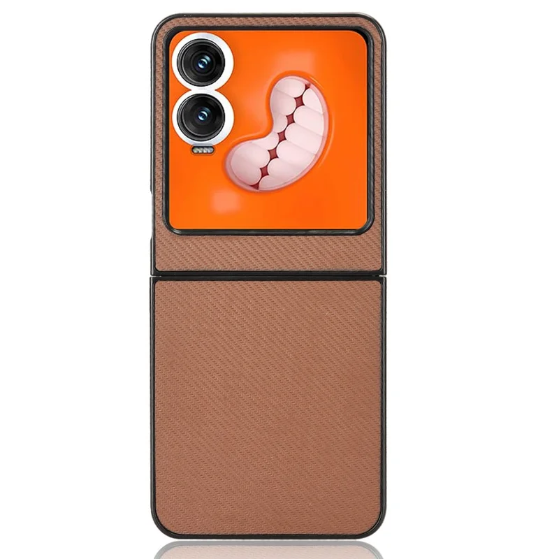 Funda para Infinix Zero Flip 5G de fibra de carbono con textura, a prueba de golpes, de PU+PC - Marrón